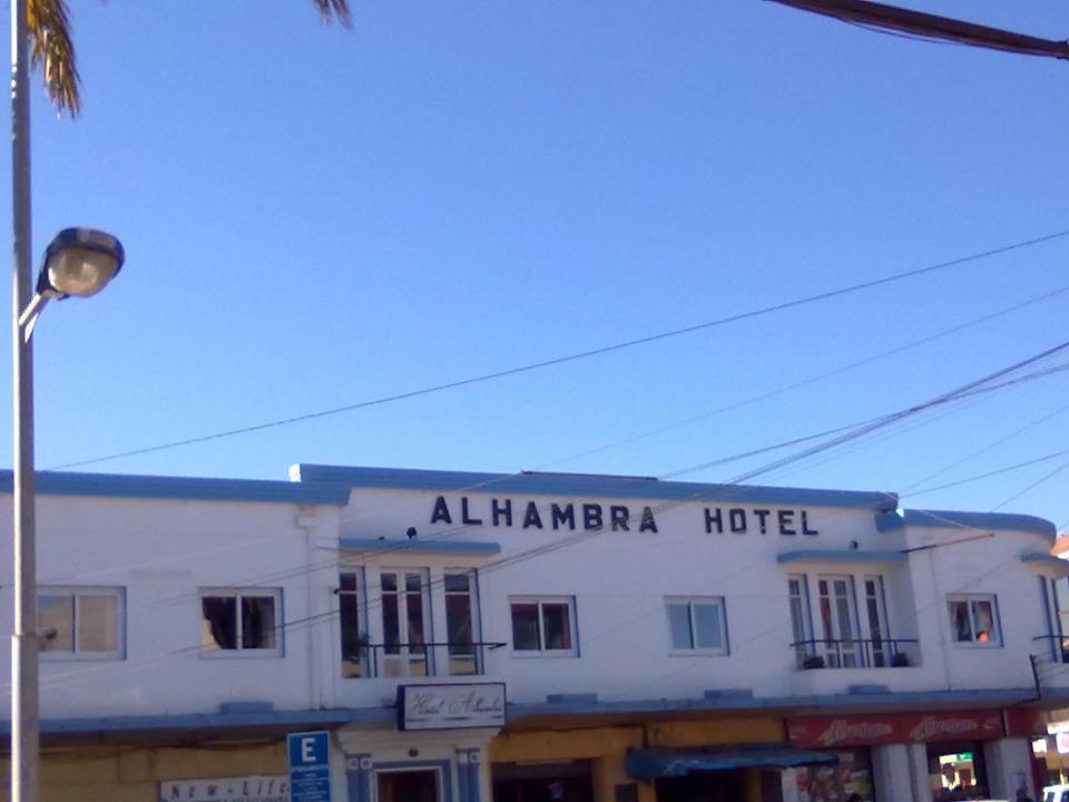 Alhambra Hotel San Antonio  Eksteriør billede